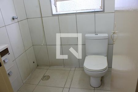 Banheiro de kitnet/studio para alugar com 1 quarto, 40m² em República, São Paulo