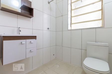 Banheiro de kitnet/studio para alugar com 1 quarto, 40m² em República, São Paulo