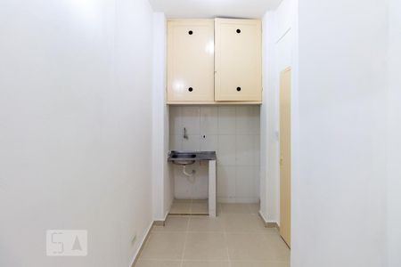Cozinha de kitnet/studio para alugar com 1 quarto, 40m² em República, São Paulo