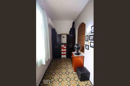 Casa à venda com 184m², 4 quartos e 2 vagasQuarto 1