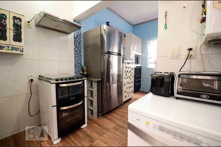 Casa à venda com 184m², 4 quartos e 2 vagasCozinha