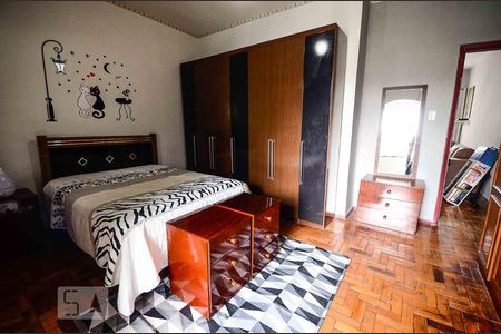 Casa à venda com 184m², 4 quartos e 2 vagasQuarto 1