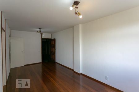 Sala de apartamento para alugar com 2 quartos, 90m² em São Lucas, Belo Horizonte