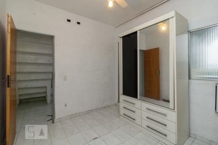Quarto de casa para alugar com 1 quarto, 45m² em Irajá, Rio de Janeiro