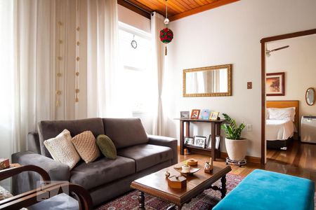 Sala de casa à venda com 5 quartos, 212m² em Teresópolis, Porto Alegre