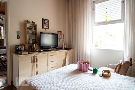 Quarto 1 de casa à venda com 5 quartos, 212m² em Teresópolis, Porto Alegre