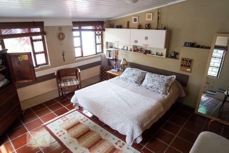 Casa à venda com 212m², 5 quartos e 4 vagasEdícula 