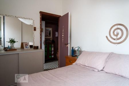 Casa à venda com 212m², 5 quartos e 4 vagasQuarto 4