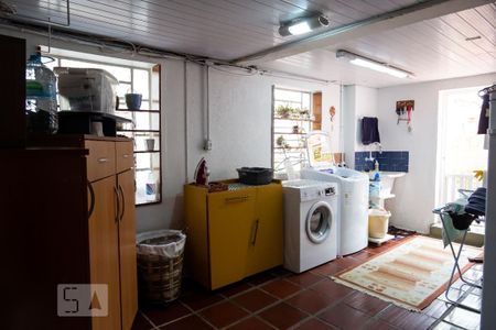 Casa à venda com 212m², 5 quartos e 4 vagasÁrea de Serviço