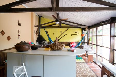 Casa à venda com 212m², 5 quartos e 4 vagasEdícula 