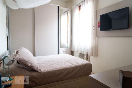 Casa à venda com 212m², 5 quartos e 4 vagasQuarto 4