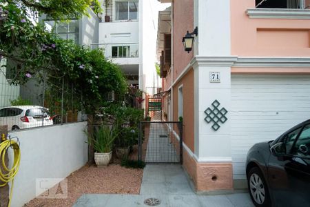 Casa à venda com 212m², 5 quartos e 4 vagasÁrea Externa