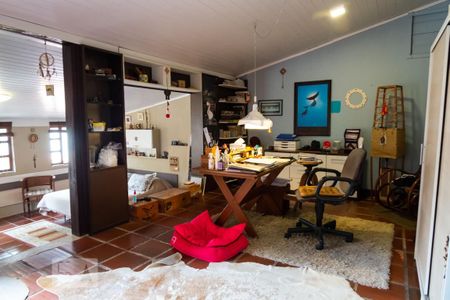 Casa à venda com 212m², 5 quartos e 4 vagasEdícula 