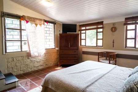 Casa à venda com 212m², 5 quartos e 4 vagasEdícula 