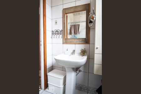 Casa à venda com 212m², 5 quartos e 4 vagasBanheiro 2