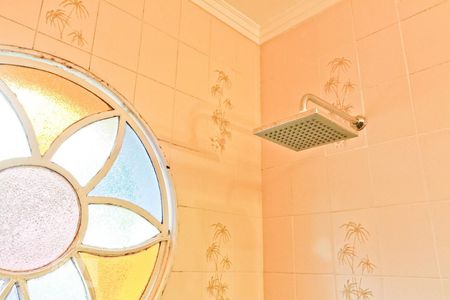 Casa para alugar com 280m², 3 quartos e 6 vagas Casa para alugar com 280m², 3 quartos e 6 vagasBanheiro da Suíte 2