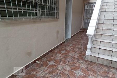 Casa à venda com 200m², 2 quartos e 2 vagas Casa à venda com 200m², 2 quartos e 2 vagasÁrea de Serviço