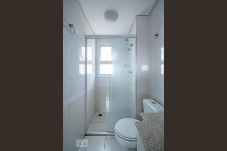 Apartamento à venda com 86m², 3 quartos e 2 vagas Apartamento à venda com 86m², 3 quartos e 2 vagasBanheiro da Suite