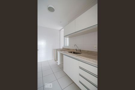 Apartamento à venda com 86m², 3 quartos e 2 vagas Apartamento à venda com 86m², 3 quartos e 2 vagasCozinha