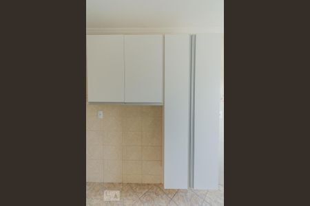 Apartamento à venda com 70m², 2 quartos e 1 vagaCozinha - Armários