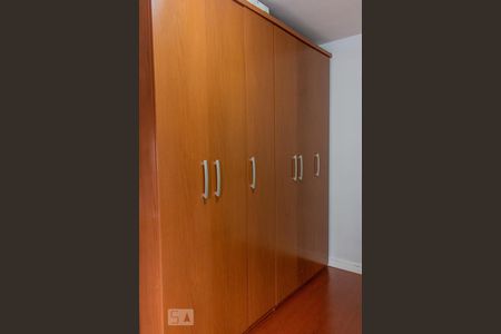 Armário de apartamento à venda com 2 quartos, 55m² em Parque das Nações, Santo André