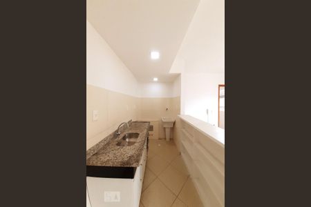 Apartamento à venda com 46m², 1 quarto e sem vagaCozinha e Área de Serviço