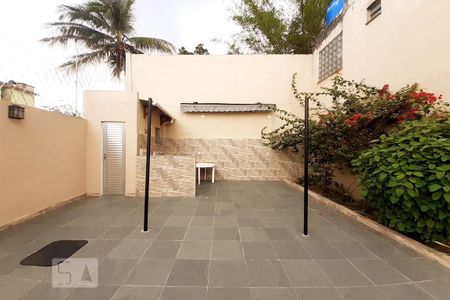 Apartamento à venda com 46m², 1 quarto e sem vagaÁrea comum