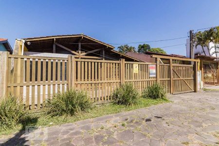 Casa à venda com 100m², 3 quartos e 3 vagasFachada