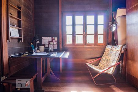 Dormitório de casa à venda com 3 quartos, 100m² em Ipanema, Porto Alegre