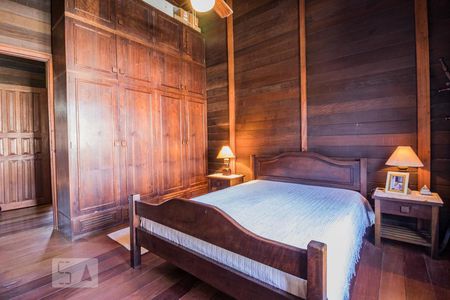 Dormitório de casa à venda com 3 quartos, 100m² em Ipanema, Porto Alegre