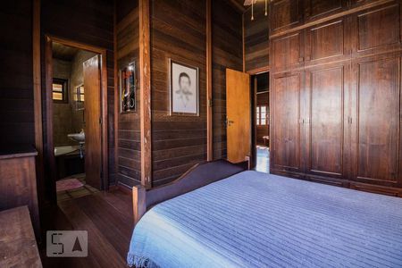 Dormitório de casa à venda com 3 quartos, 100m² em Ipanema, Porto Alegre