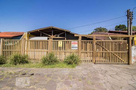 Casa à venda com 100m², 3 quartos e 3 vagasFachada