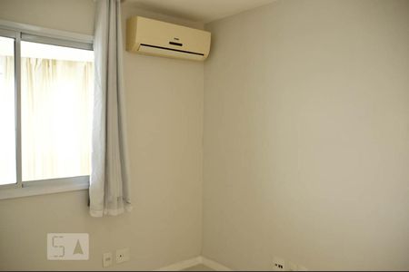 Quarto 1 de apartamento para alugar com 3 quartos, 258m² em Recreio dos Bandeirantes, Rio de Janeiro