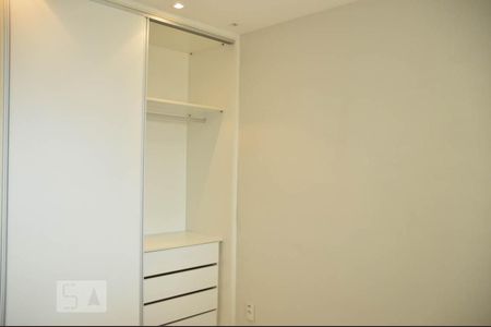 Quarto 1 de apartamento para alugar com 4 quartos, 258m² em Recreio dos Bandeirantes, Rio de Janeiro