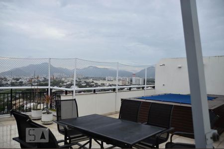 Apartamento para alugar com 258m², 4 quartos e 2 vagasPiscina