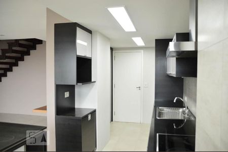 Apartamento para alugar com 258m², 4 quartos e 2 vagasCozinha
