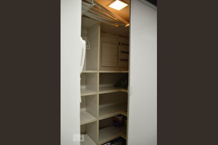 Apartamento para alugar com 258m², 4 quartos e 2 vagasÁrea de Serviço 1