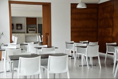 Apartamento para alugar com 258m², 4 quartos e 2 vagasÁrea comum - Salão de festas 2