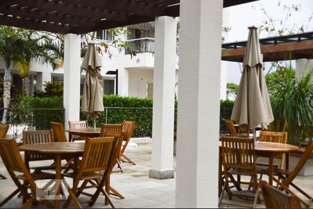 Apartamento para alugar com 258m², 4 quartos e 2 vagasÁrea comum - Churrasqueira