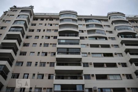 Apartamento para alugar com 258m², 4 quartos e 2 vagasFachada