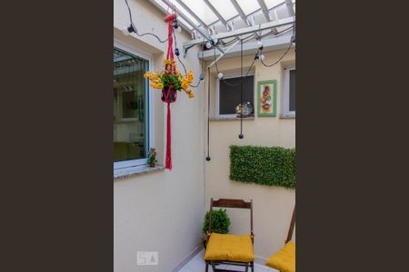 Apartamento à venda com 60m², 2 quartos e 1 vagaÁrea de Serviço