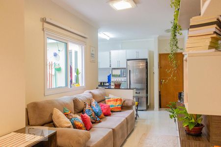 Sala de apartamento à venda com 2 quartos, 60m² em Vila Curuçá, Santo André