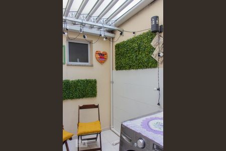 Apartamento à venda com 60m², 2 quartos e 1 vagaÁrea de Serviço