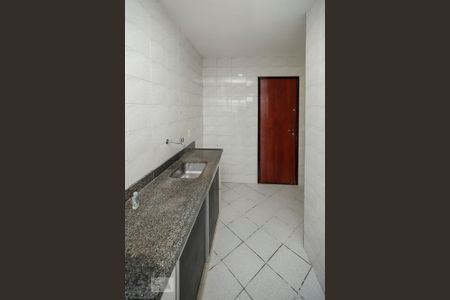 Apartamento à venda com 76m², 2 quartos e 1 vagaCozinha