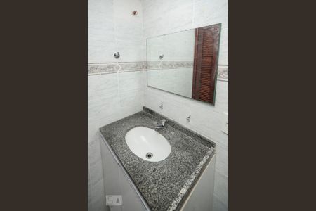 Apartamento à venda com 76m², 2 quartos e 1 vagaBanheiro