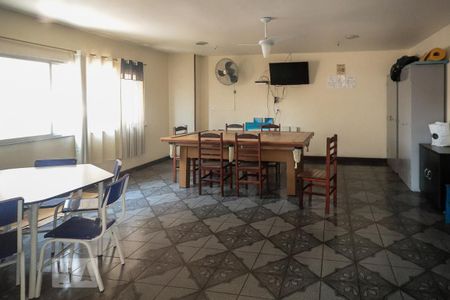 Apartamento à venda com 76m², 2 quartos e 1 vagaSalão de Festas