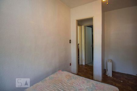 Quarto  de apartamento para alugar com 1 quarto, 42m² em Jardim Itu, Porto Alegre