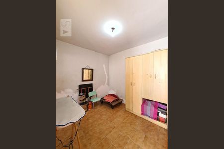 Casa à venda com 252m², 5 quartos e 3 vagas Casa à venda com 252m², 5 quartos e 3 vagasQuarto de Serviço