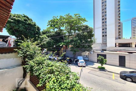 Casa à venda com 252m², 5 quartos e 3 vagas Casa à venda com 252m², 5 quartos e 3 vagasVista