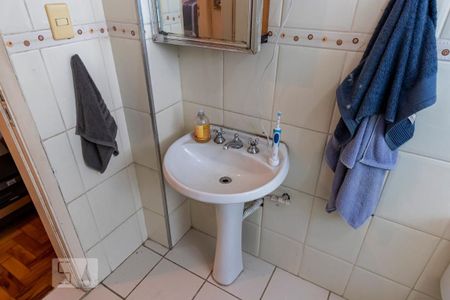 Apartamento para alugar com 72m², 2 quartos e sem vagaBanheiro